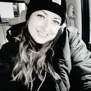 Meet your Posher, Veva